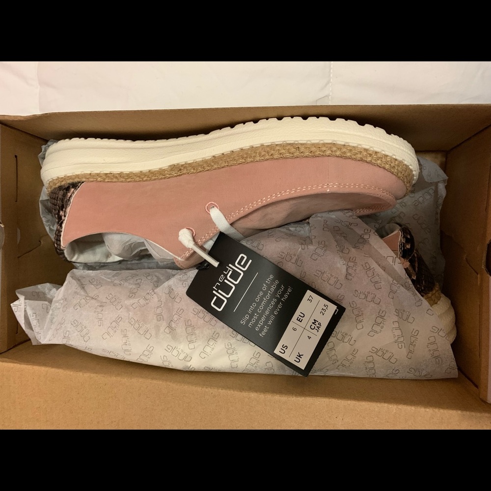 Pink Python Hey Dudes
